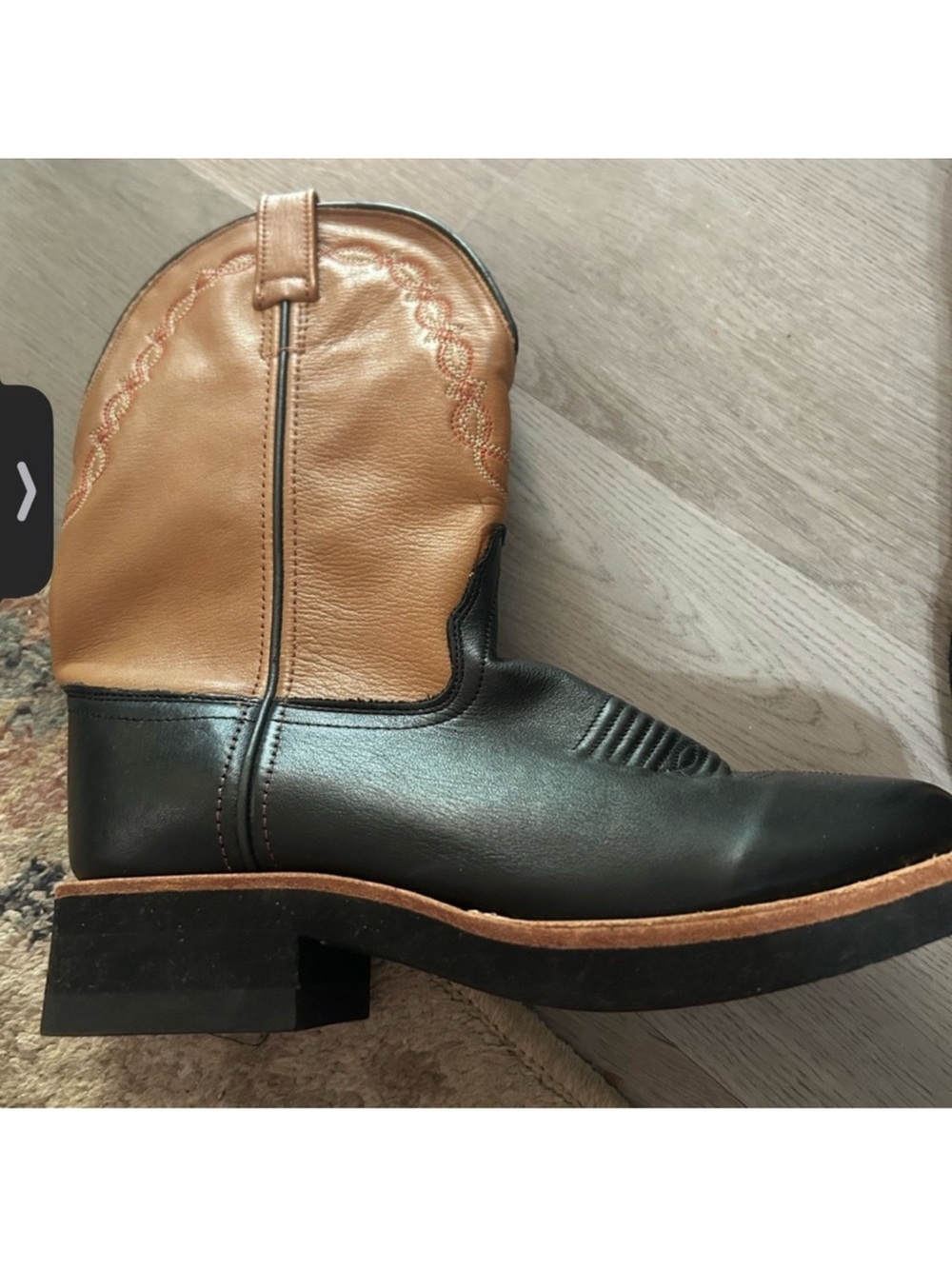 Old West Size 9 Two-Tone Western Ankle Boot in Black and Tan